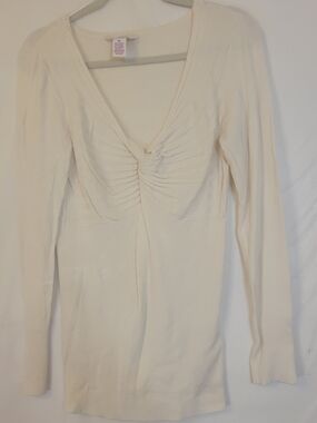 Candie's Cream Ruched V-Neck Long Sleeve Knit Top